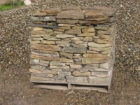 Thin Moss Rock Wall Stone